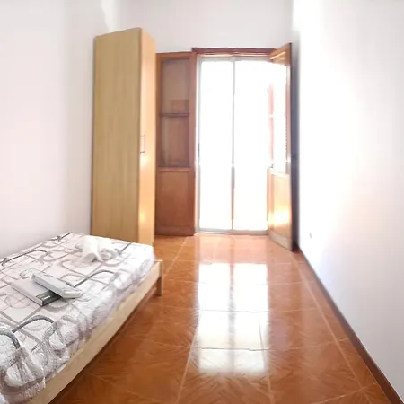 Claret Palmas De Gran Canaria Las Palmas de Gran Canaria